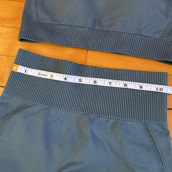 Reitmans Hyba leggings and top XS - Picture 4 of 9